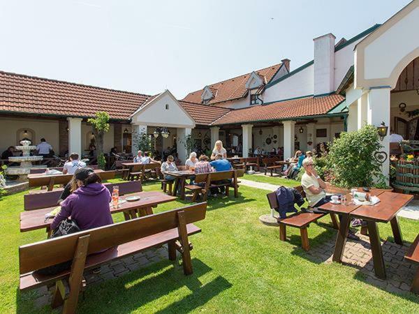 Gasthof Weinzettl Hotel Apetlon Luaran gambar