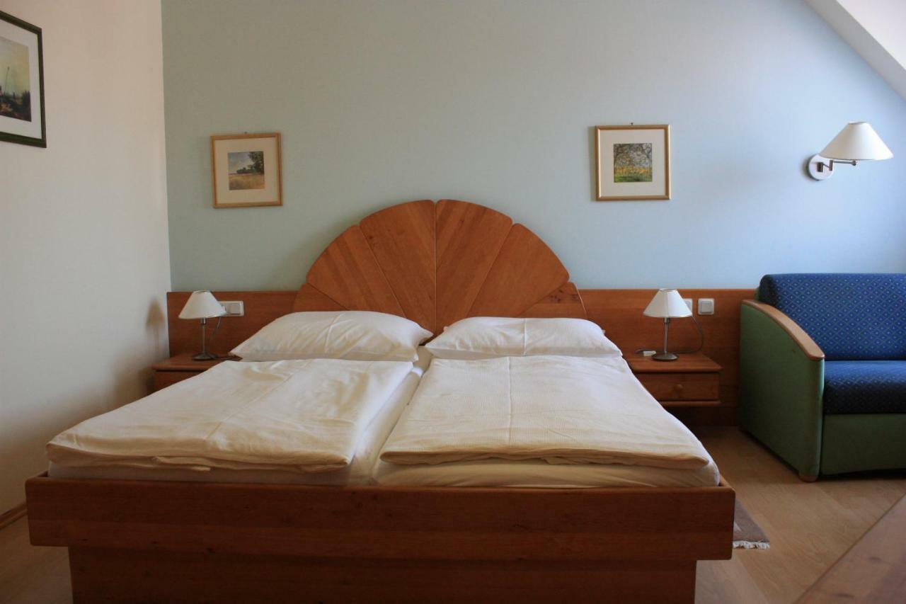 Gasthof Weinzettl Hotel Apetlon Luaran gambar